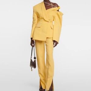 JACQUEMUS
Yellow Le Raphia 'La Veste Baska' Blazer| Read for size| Celebrity Fav